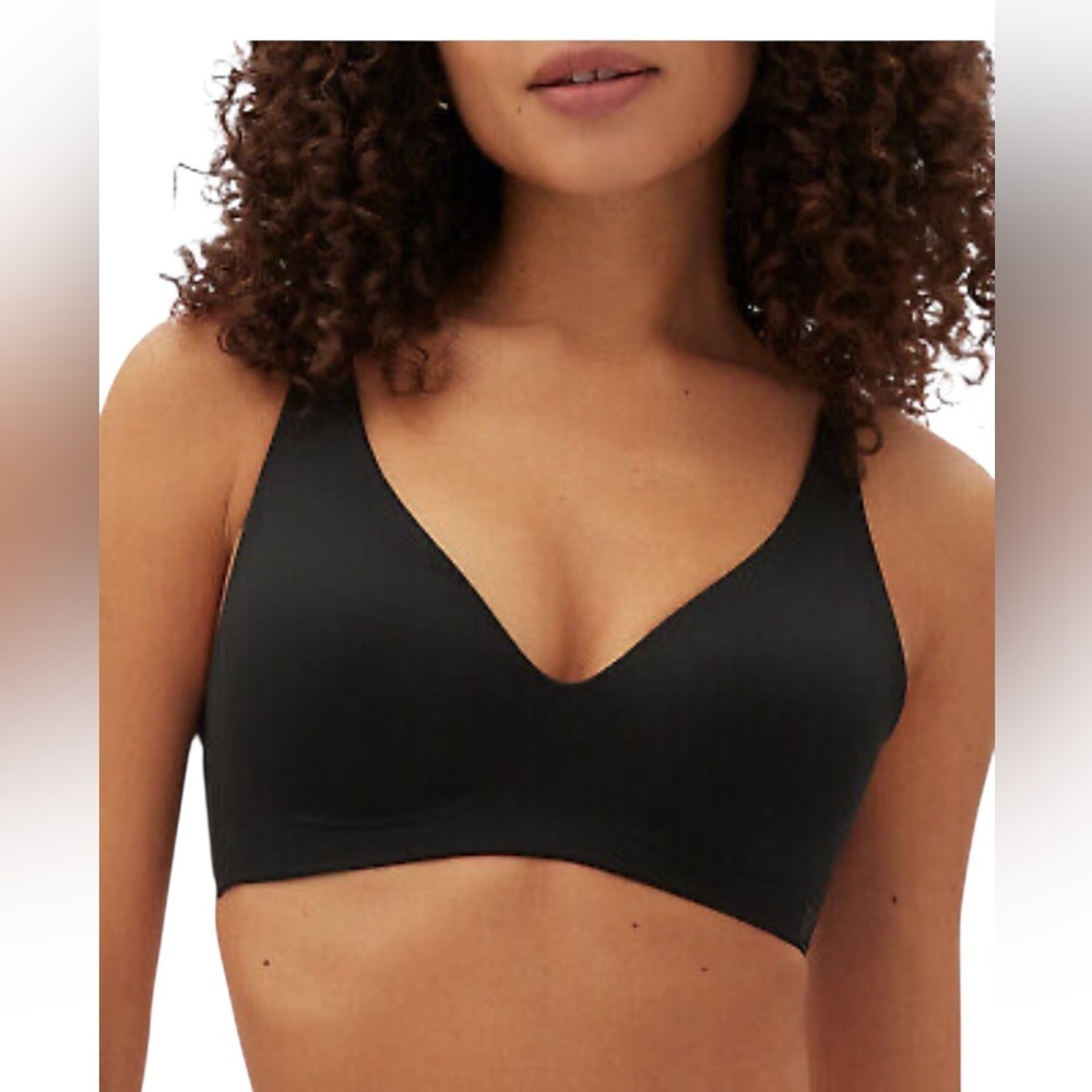 GAP Black Seamless Bralette